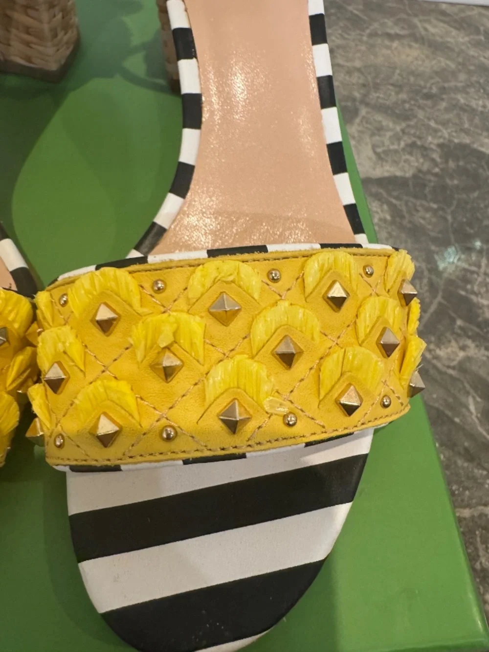 Kate Spade Wiatt Pineapple Block Heel Size 9